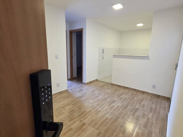 Apartamento 2 quartos e 1 banheiro, à venda, no bairro Parque Santa Rosa em Suzano