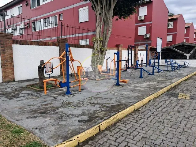 Apartamento 2 quartos e 1 banheiro, à venda ou para alugar, no bairro Centro em Pelotas