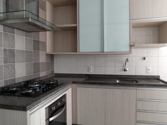Apartamento com 92m² 3 quartos e 2 banheiros, à venda, no bairro Aurora em Londrina