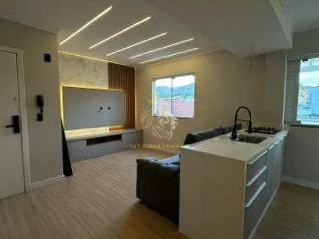 Apartamento 2 quartos e 1 banheiro, à venda, no bairro Areias em Camboriú
