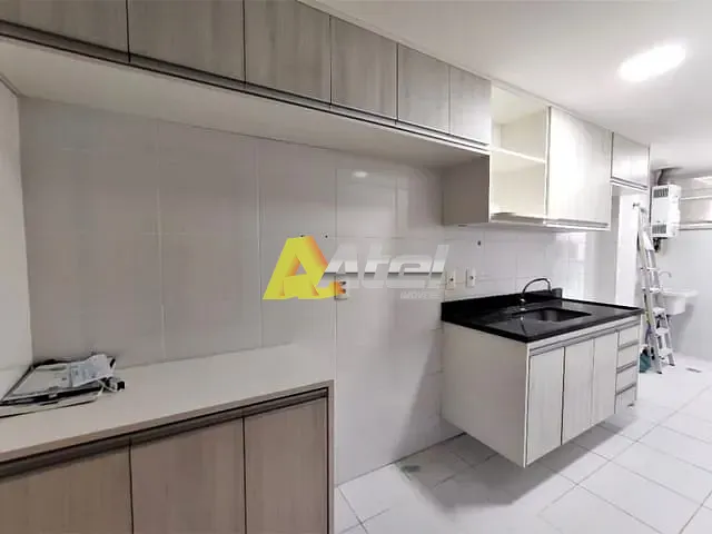Apartamento com 81m² 2 quartos e 1 banheiro, à venda ou para alugar, no bairro Freguesia de Jacarepaguá em Rio de Janeiro