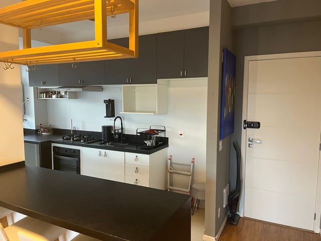 Apartamento 2 quartos e 1 banheiro, à venda ou para alugar, no bairro Jardim São Pedro em Mogi das Cruzes