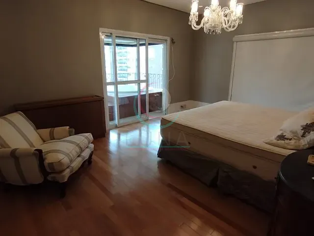 Apartamento 5 quartos e 3 banheiros, para alugar, no bairro Vila Nova Conceição em São Paulo