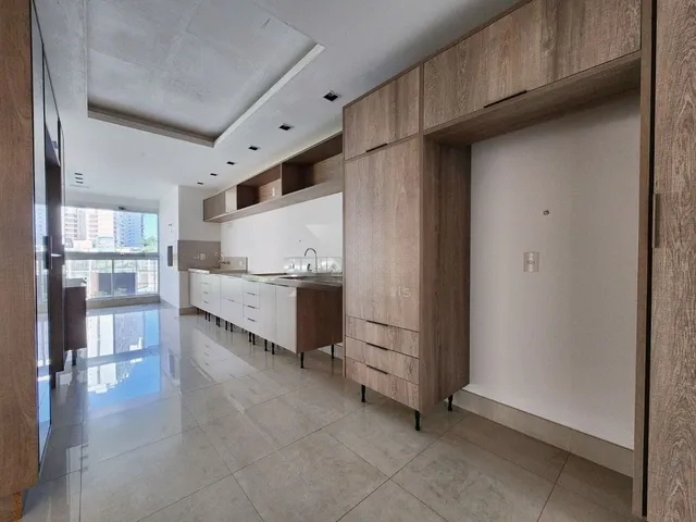 Apartamento com 332m² 3 quartos e 5 banheiros, à venda, no bairro Gleba Palhano em Londrina