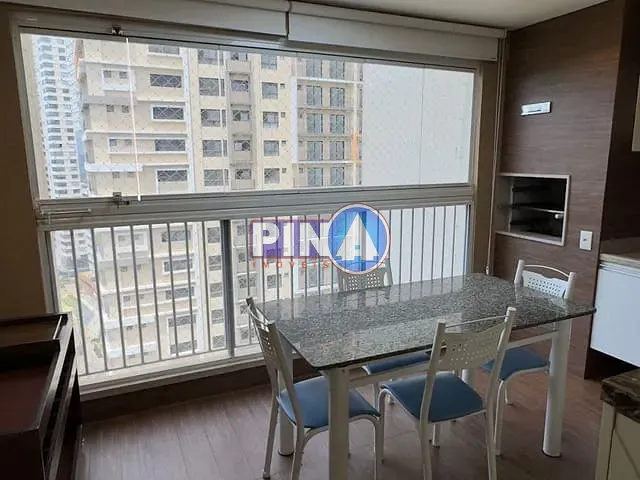 Apartamento 2 quartos e 2 banheiros, para alugar, no bairro Jardim Goiás em Goiânia