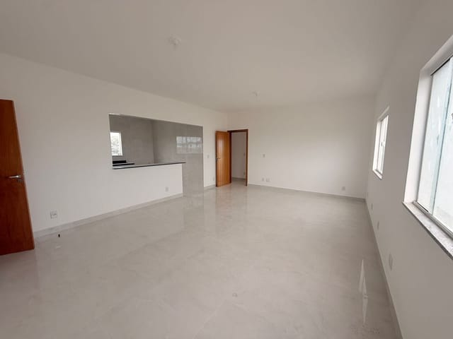 Apartamento com 113m² 3 quartos e 2 banheiros, à venda, no bairro Riviera Fluminense em Macaé