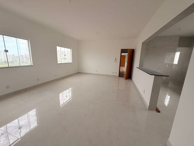 Apartamento com 113m² 3 quartos e 2 banheiros, à venda, no bairro Riviera Fluminense em Macaé