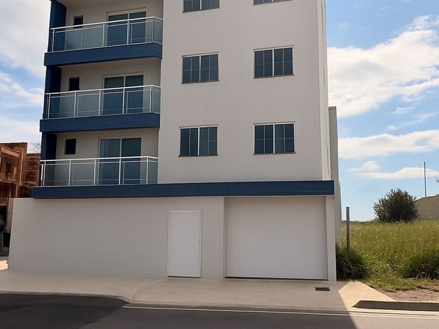 Apartamento com 113m² 3 quartos e 2 banheiros, à venda, no bairro Riviera Fluminense em Macaé