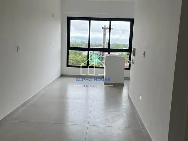 Apartamento 2 quartos e 1 banheiro, à venda, no bairro Jardim Boa Vista em Pindamonhangaba
