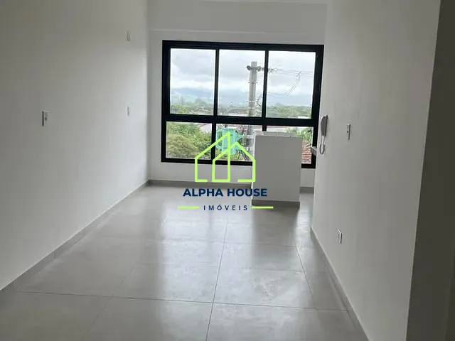 Apartamento 2 quartos e 1 banheiro, à venda, no bairro Jardim Boa Vista em Pindamonhangaba