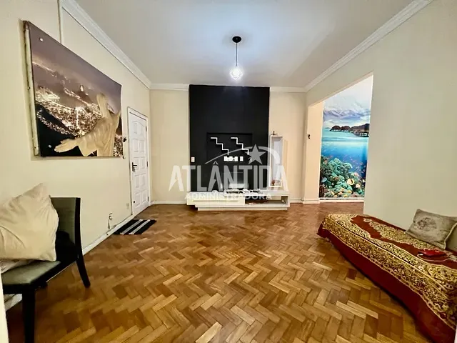 Apartamento com 80m² 2 quartos e 2 banheiros, à venda, no bairro Copacabana em Rio de Janeiro