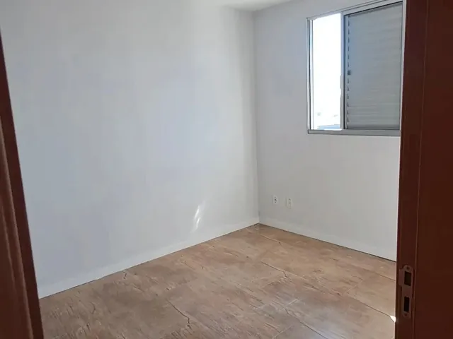 Apartamento 2 quartos e 1 banheiro, à venda, no bairro Utinga em Santo André