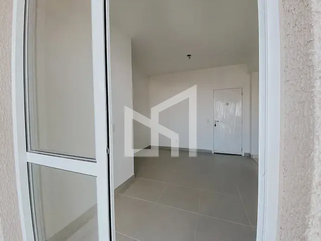 Apartamento 2 quartos e 2 banheiros, para alugar, no bairro da Luz em Nova Iguaçu