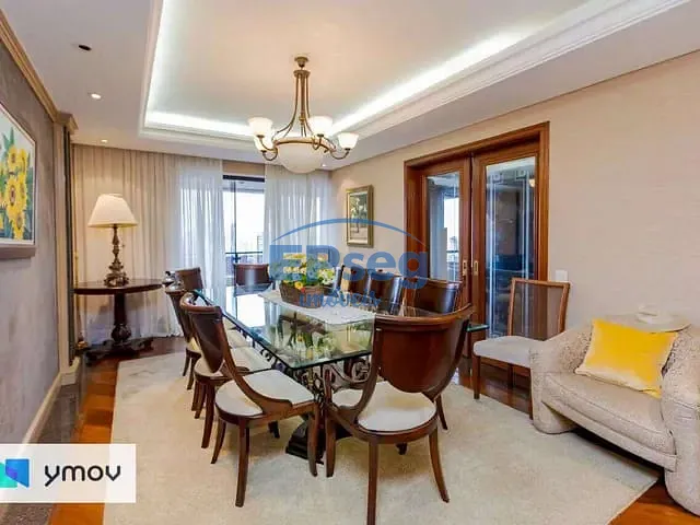 Apartamento com 386m² 4 quartos e 5 banheiros, à venda, no bairro Centro em Curitiba