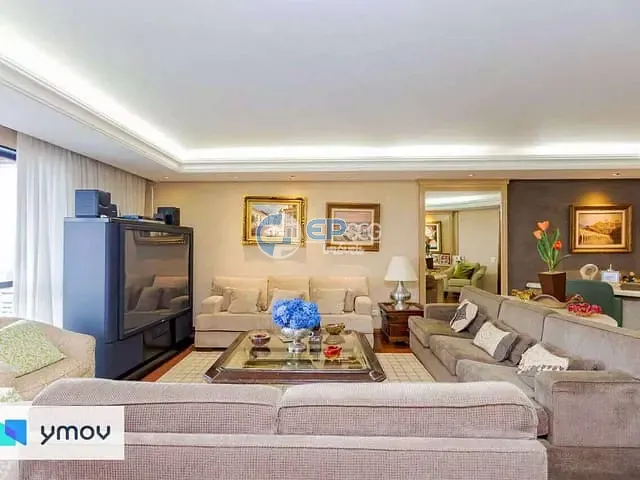 Apartamento com 386m² 4 quartos e 5 banheiros, à venda, no bairro Centro em Curitiba