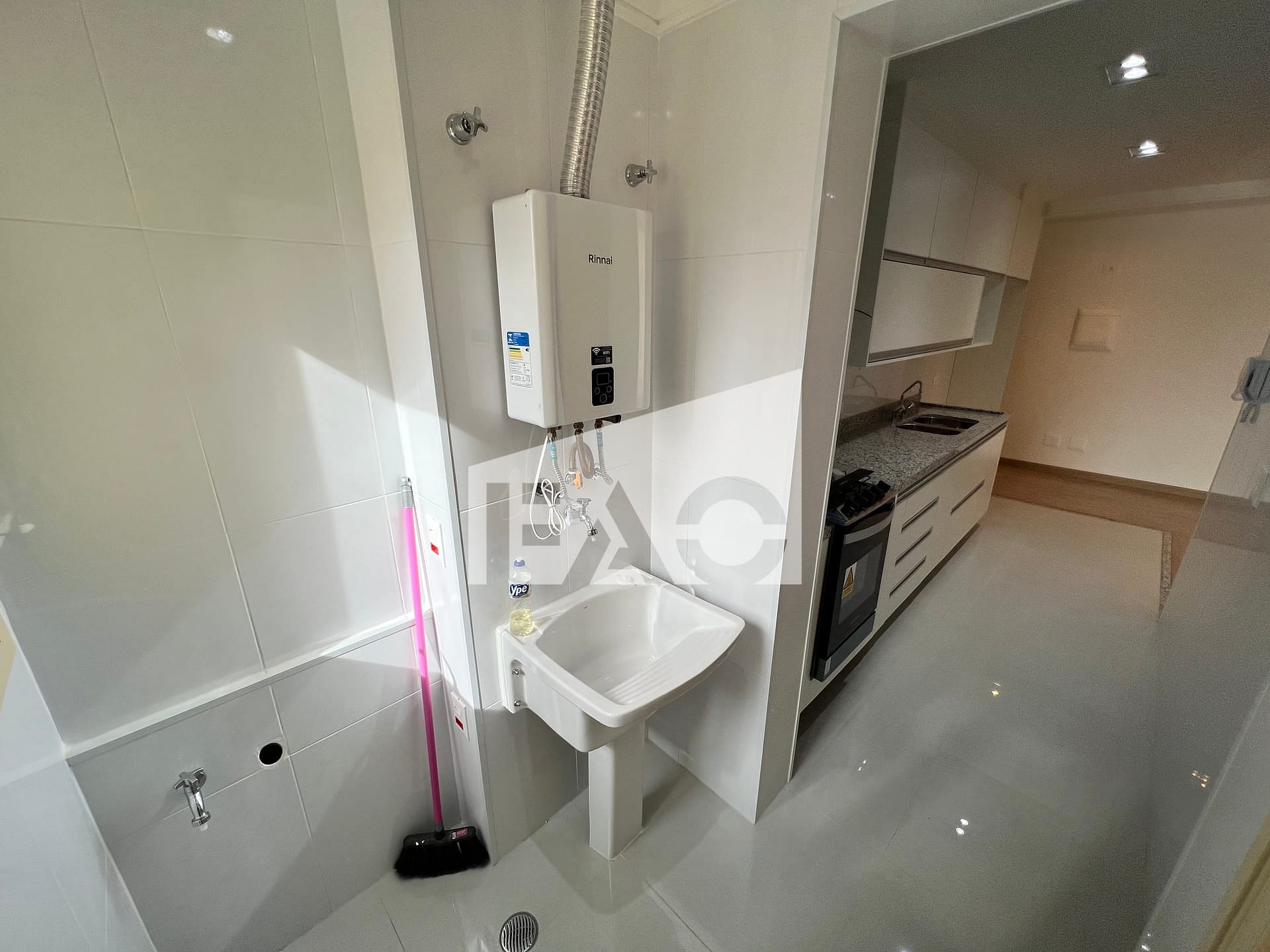 Apartamento para alugar com 2 quartos, 74m² - Foto 9