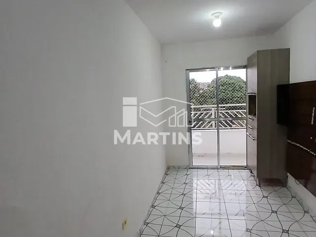 Apartamento 2 quartos e 1 banheiro, à venda, no bairro Chácaras Caxingui em Embu das Artes