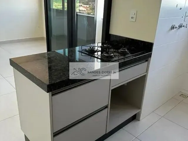 Apartamento com 109m² 2 quartos e 2 banheiros, à venda, no bairro Centro em Cambé