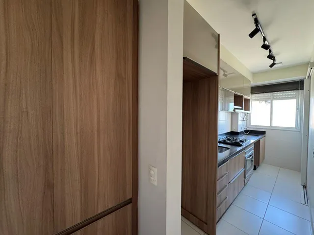 Apartamento com 10m² 3 quartos e 2 banheiros, à venda, no bairro Gleba Palhano em Londrina