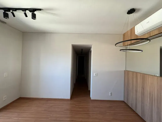Apartamento com 10m² 3 quartos e 2 banheiros, à venda, no bairro Gleba Palhano em Londrina
