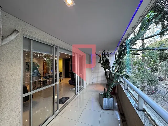 Apartamento 4 quartos e 3 banheiros, para alugar, no bairro Lourdes em Belo Horizonte