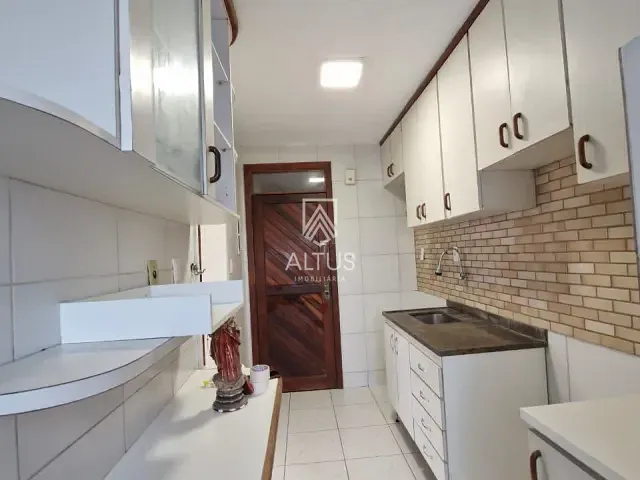 Apartamento 3 quartos e 2 banheiros, à venda ou para alugar, no bairro Armação em Salvador
