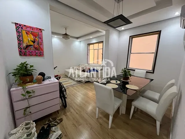 Apartamento com 117m² 3 quartos e 2 banheiros, à venda, no bairro Copacabana em Rio de Janeiro