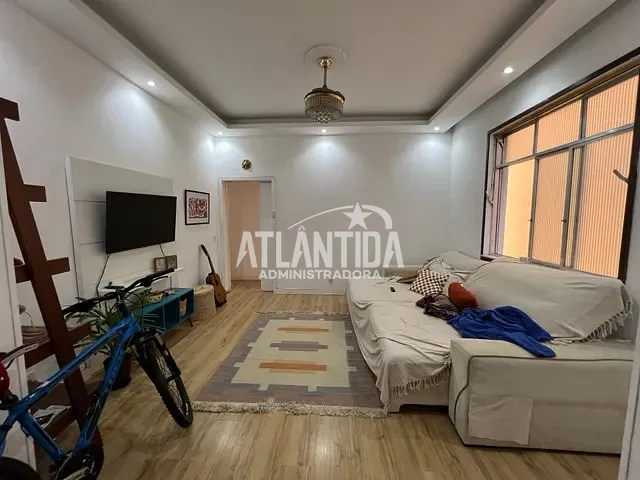 Apartamento com 117m² 3 quartos e 2 banheiros, à venda, no bairro Copacabana em Rio de Janeiro