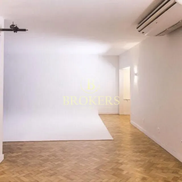 Apartamento exclusivo para personalizar à venda em ipanema: 4 quartos com salão de 65 m², jardim de inverno e vaga em área nobre perto da praia