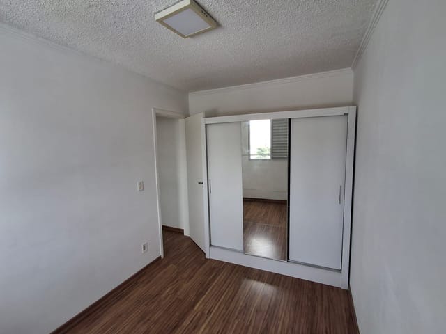 Apartamento 2 quartos e 1 banheiro, para alugar, no bairro Loteamento Mogilar em Mogi das Cruzes