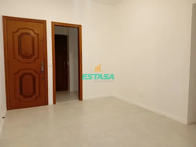 Apartamento 2 quartos e 2 banheiros, para alugar, no bairro Botafogo em Rio de Janeiro