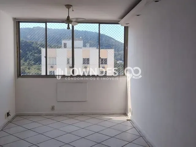 Apartamento com 80m² 3 quartos e 1 banheiro, à venda, no bairro Laranjeiras em Rio de Janeiro