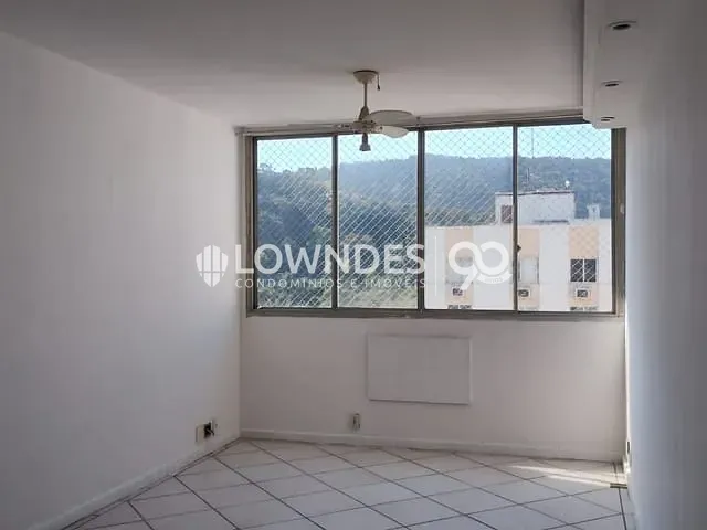 Apartamento com 80m² 3 quartos e 1 banheiro, à venda, no bairro Laranjeiras em Rio de Janeiro