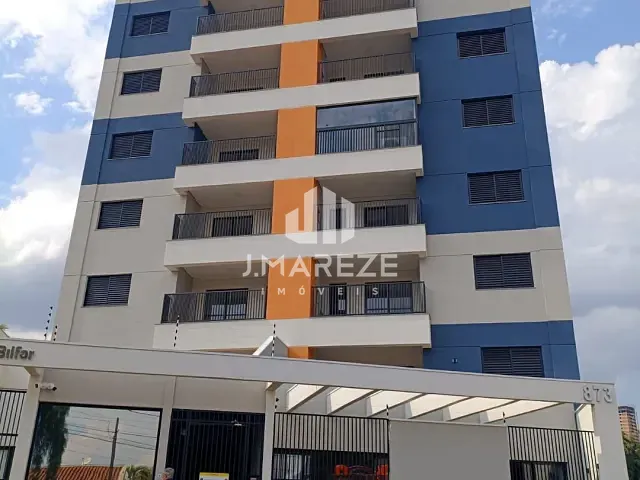 Apartamento 2 quartos e 2 banheiros, à venda ou para alugar, no bairro Vila São Carlos em Apucarana