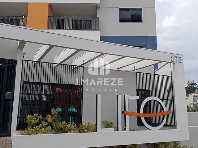 Apartamento 2 quartos e 2 banheiros, à venda ou para alugar, no bairro Vila São Carlos em Apucarana