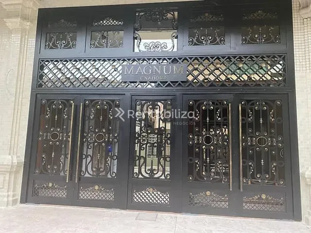 Apartamento 4 quartos e 5 banheiros, à venda, no bairro Meia Praia em Itapema