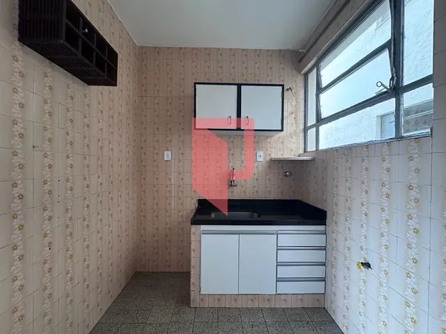 Apartamento 3 quartos e 1 banheiro, para alugar, no bairro Caiçaras em Belo Horizonte