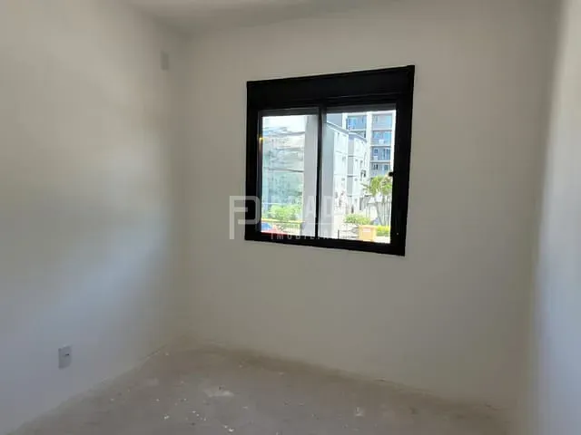 Apartamento 2 quartos e 1 banheiro, à venda, no bairro Três Vendas em Pelotas