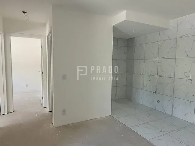 Apartamento 2 quartos e 1 banheiro, à venda, no bairro Três Vendas em Pelotas
