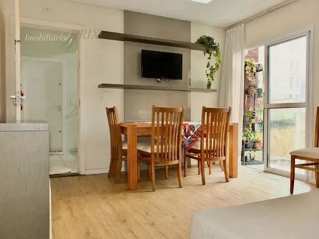 Apartamento 2 quartos e 1 banheiro, à venda, no bairro Bacacheri em Curitiba