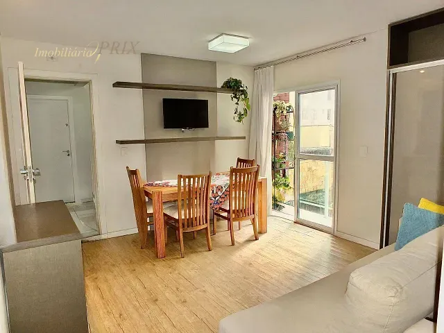 Apartamento 2 quartos e 1 banheiro, à venda, no bairro Bacacheri em Curitiba