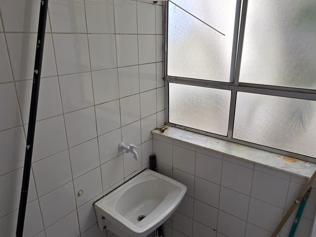Apartamento 3 quartos e 2 banheiros, para alugar, no bairro Jardim das Nações em Taubaté