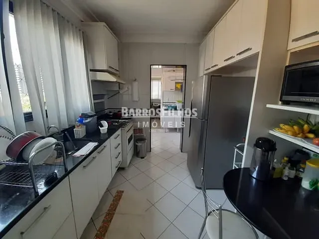 Apartamento com 150m² 3 quartos e 1 banheiro, à venda, no bairro Grageru em Aracaju