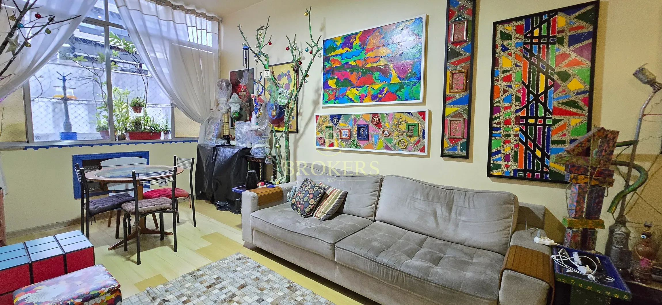 Apartamento à venda Rua das Palmeiras, Botafogo, RJ. Sala, 3 quartos, 1 vaga.  Excelente planta com 95m².