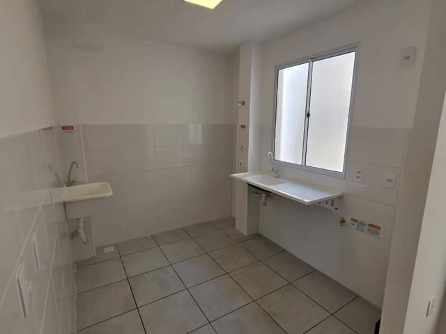 Apartamento 2 quartos e 1 banheiro, à venda, no bairro Chácara Estância Paulista em Suzano