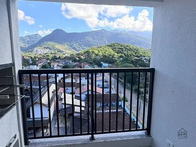 Apartamento 2 quartos e 1 banheiro, à venda, no bairro Martim de Sá em Caraguatatuba