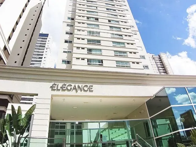 Apartamento com 239m² 3 quartos e 3 banheiros, à venda, no bairro Gleba Fazenda Palhano em Londrina
