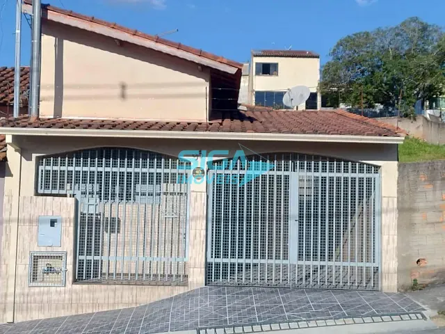 Casa com 120m² 2 quartos e 1 banheiro, à venda, no bairro Jardim Canadá em Pouso Alegre
