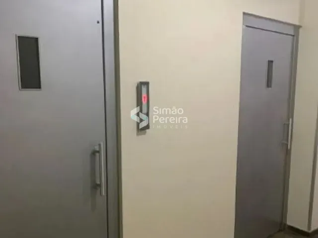 Apartamento 1 quarto e 1 banheiro, à venda, no bairro Centro em Juiz de Fora