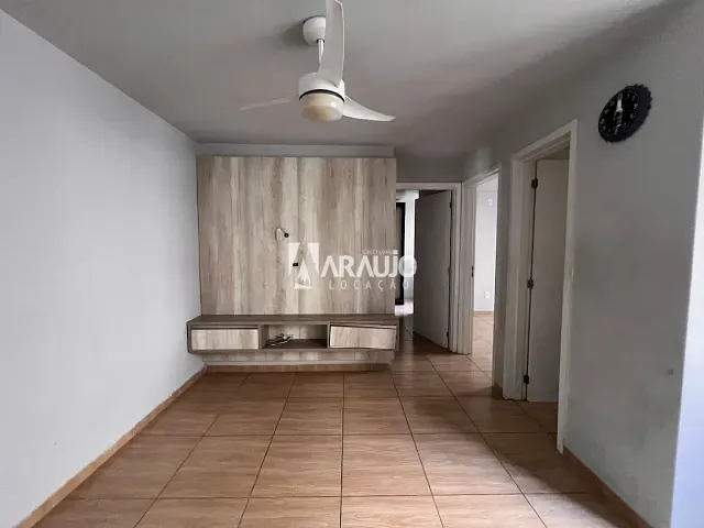 Apartamento 2 quartos e 1 banheiro, para alugar, no bairro Espinheiros em Itajaí